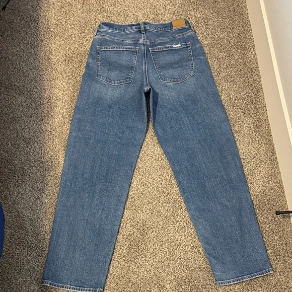 American Eagle Outfitters Super High Rise Baggy Straight Distressed Jeans - Picture 11 of 12